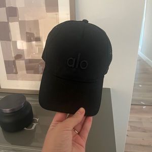 ALO Yoga Trucker Cap